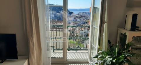 Apartamento t2 com 117 m2 e vista fabulosa, graça,  lisboa