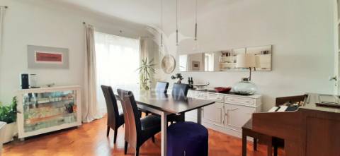 Apartamento t2 com 117 m2 e vista fabulosa, graça,  lisboa