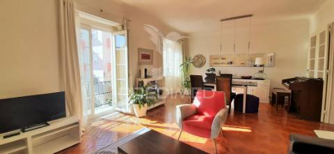 Apartamento t2 com 117 m2 e vista fabulosa, graça,  lisboa