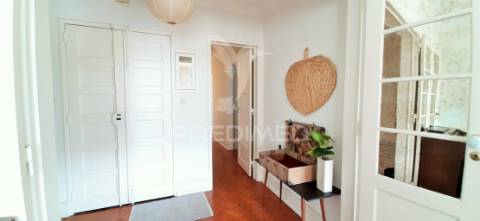 Apartamento t2 com 117 m2 e vista fabulosa, graça,  lisboa