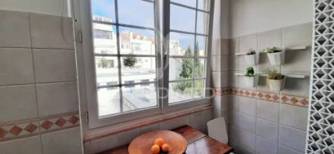 Apartamento t2 com 117 m2 e vista fabulosa, graça,  lisboa