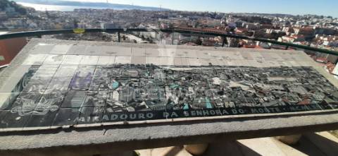 Apartamento t2 com 117 m2 e vista fabulosa, graça,  lisboa