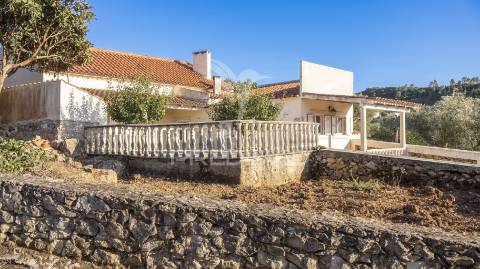 Moradia t2 a 5 minutos de alcobaça