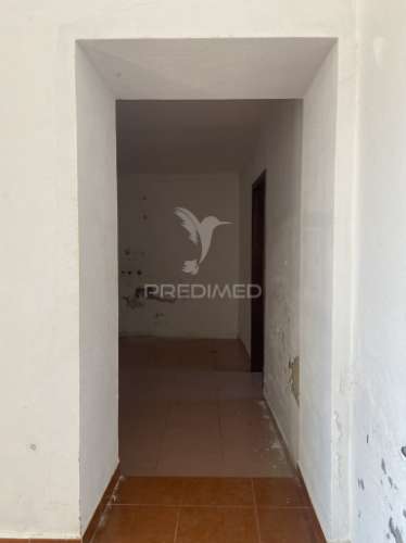 Moradia t2 para remodelação, em são brás dos matos, alandroal