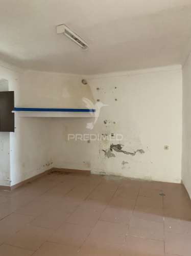 Moradia t2 para remodelação, em são brás dos matos, alandroal