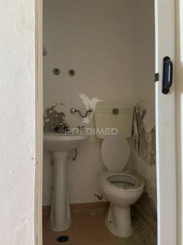 Moradia t2 para remodelação, em são brás dos matos, alandroal