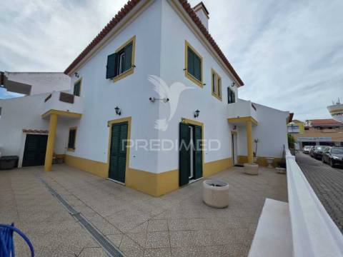 Moradia t4 com garagem- grândola