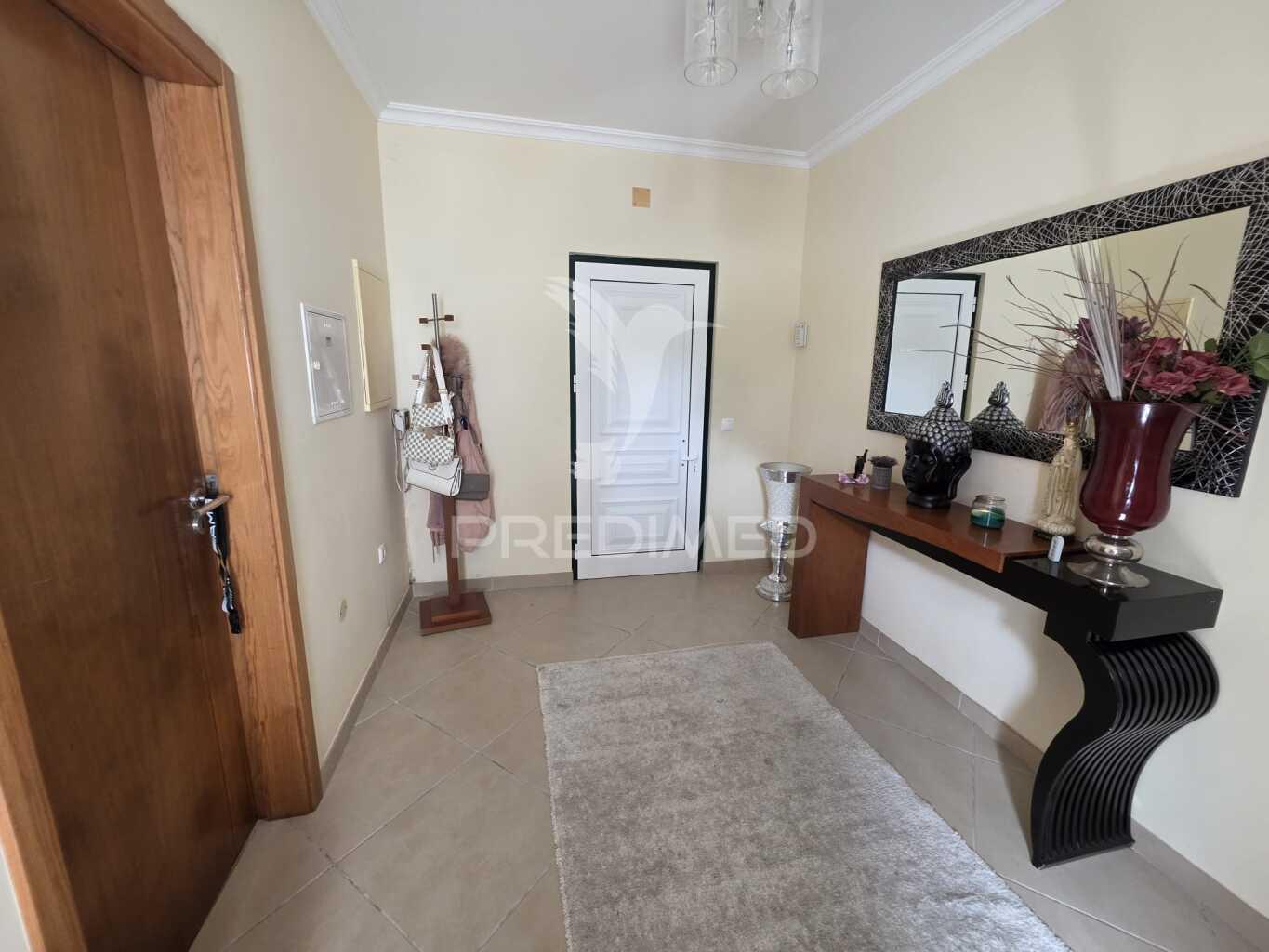 Moradia t4 com garagem- grândola