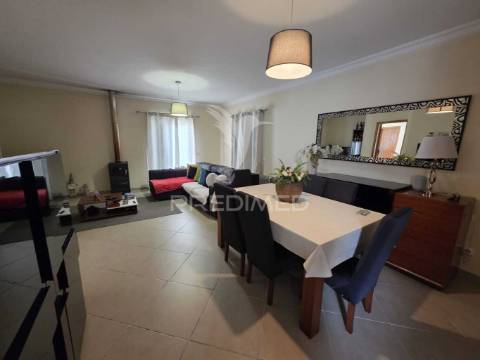 Moradia t4 com garagem- grândola