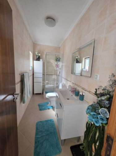 Moradia t4 com garagem- grândola