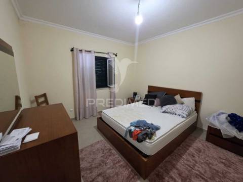 Moradia t4 com garagem- grândola