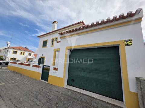 Moradia t4 com garagem- grândola