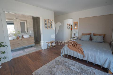 Moradia t4 granjas novas