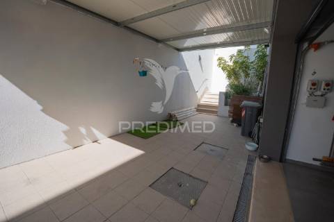 Moradia t4 granjas novas