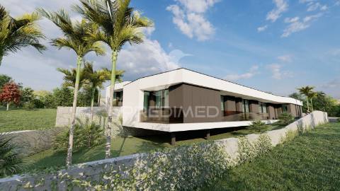 Terreno com projecto aprovado para moradia individual