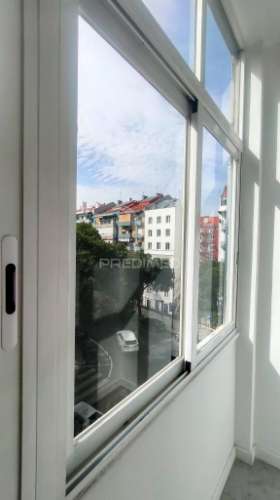 T1 em zona privilegiada de lisboa, junto ao jardim constantino