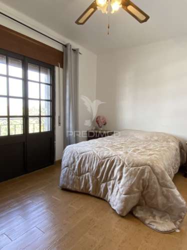 Moradia t4+2 com quintal e garagem – mina do bugalho, alandroal