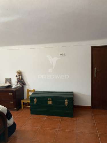 Moradia t4+2 com quintal e garagem – mina do bugalho, alandroal