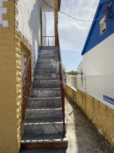 Moradia t4+2 com quintal e garagem – mina do bugalho, alandroal