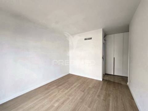 Moradia isolada t4 c/garagem, na qta. belavista - palmela