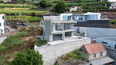 Moradia isolada com piscina e vista mar infinita – ponta do sol, canhas