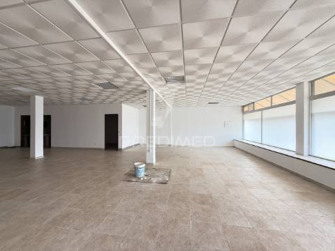 Loja ou armazém - fátima