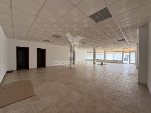 Loja ou armazém - fátima