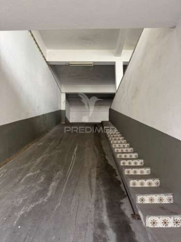 Garagem cruz de pau - amora