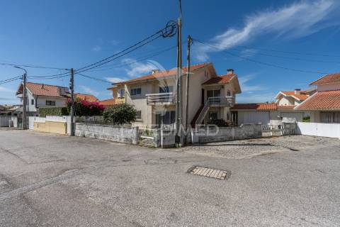 Moradia t3 a 3 minutos da praia, em gulpilhares