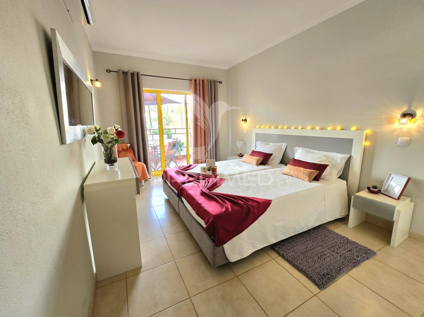 Apartamento t1, a 200 metros da praia da rocha, algarve