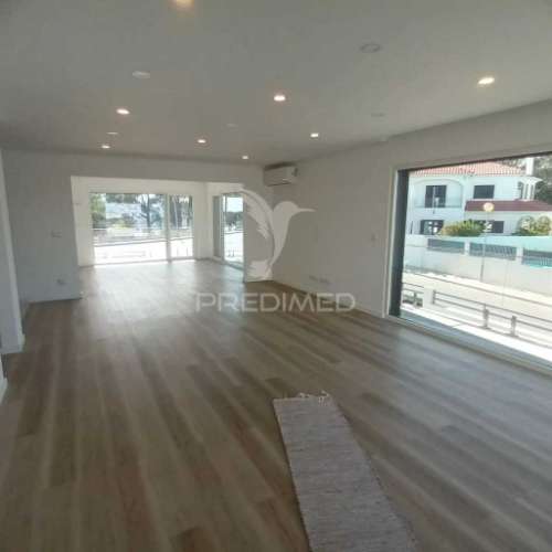 Moradia t4 nova no alto do indio