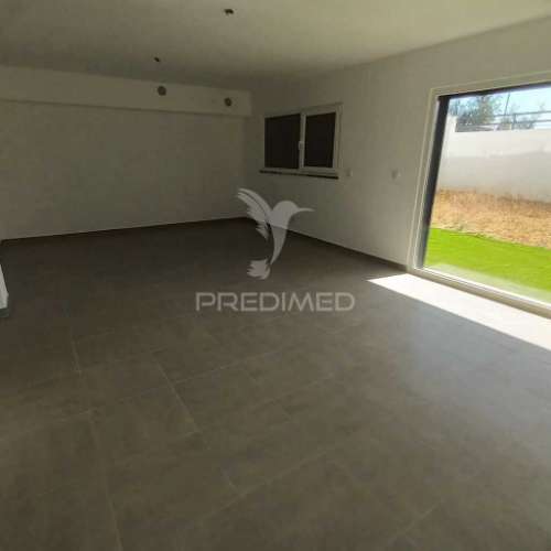 Moradia t4 nova no alto do indio