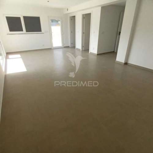 Moradia t4 nova no alto do indio