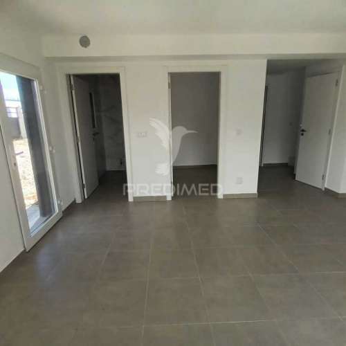 Moradia t4 nova no alto do indio