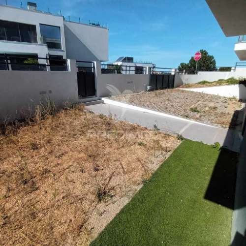 Moradia t4 nova no alto do indio