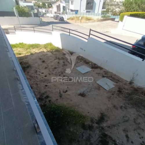 Moradia t4 nova no alto do indio