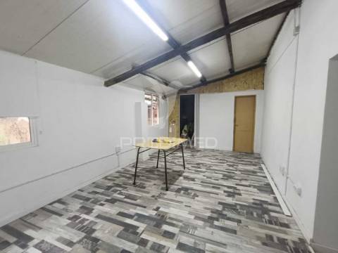 Moradia t2 em urqueira