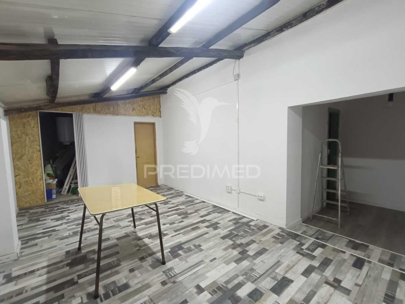 Moradia t2 em urqueira