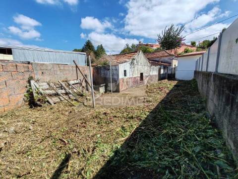 Moradia para restauro em vilar do paraíso – oportunidade única!