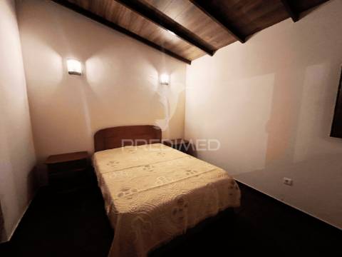 Moradia recuperada t3  com quintal em alfundão