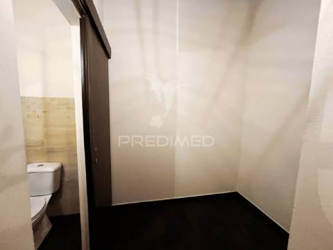 Moradia recuperada t3  com quintal em alfundão