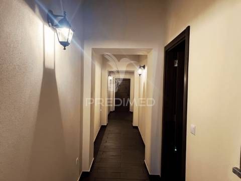 Moradia recuperada t3  com quintal em alfundão