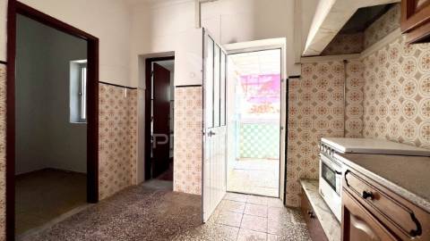 Moradia t2 com sótão em setúbal