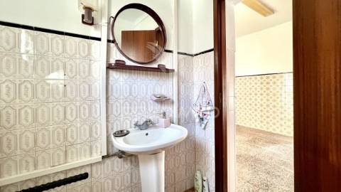 Moradia t2 com sótão em setúbal