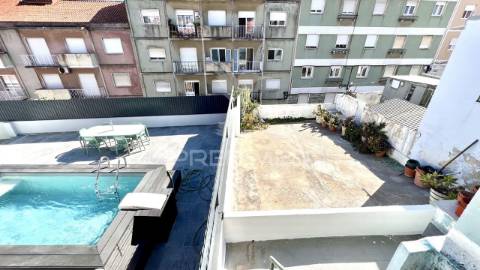 Moradia t2 com sótão em setúbal