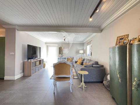 Moradia de charme com toques rústicos  t3