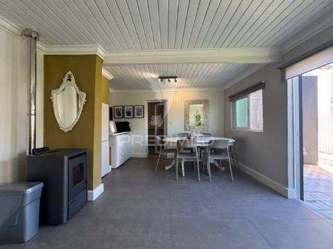 Moradia de charme com toques rústicos  t3