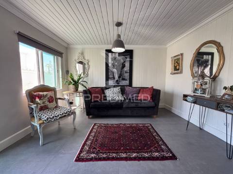 Moradia de charme com toques rústicos  t3