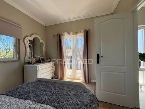 Moradia de charme com toques rústicos  t3