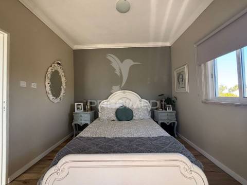 Moradia de charme com toques rústicos  t3